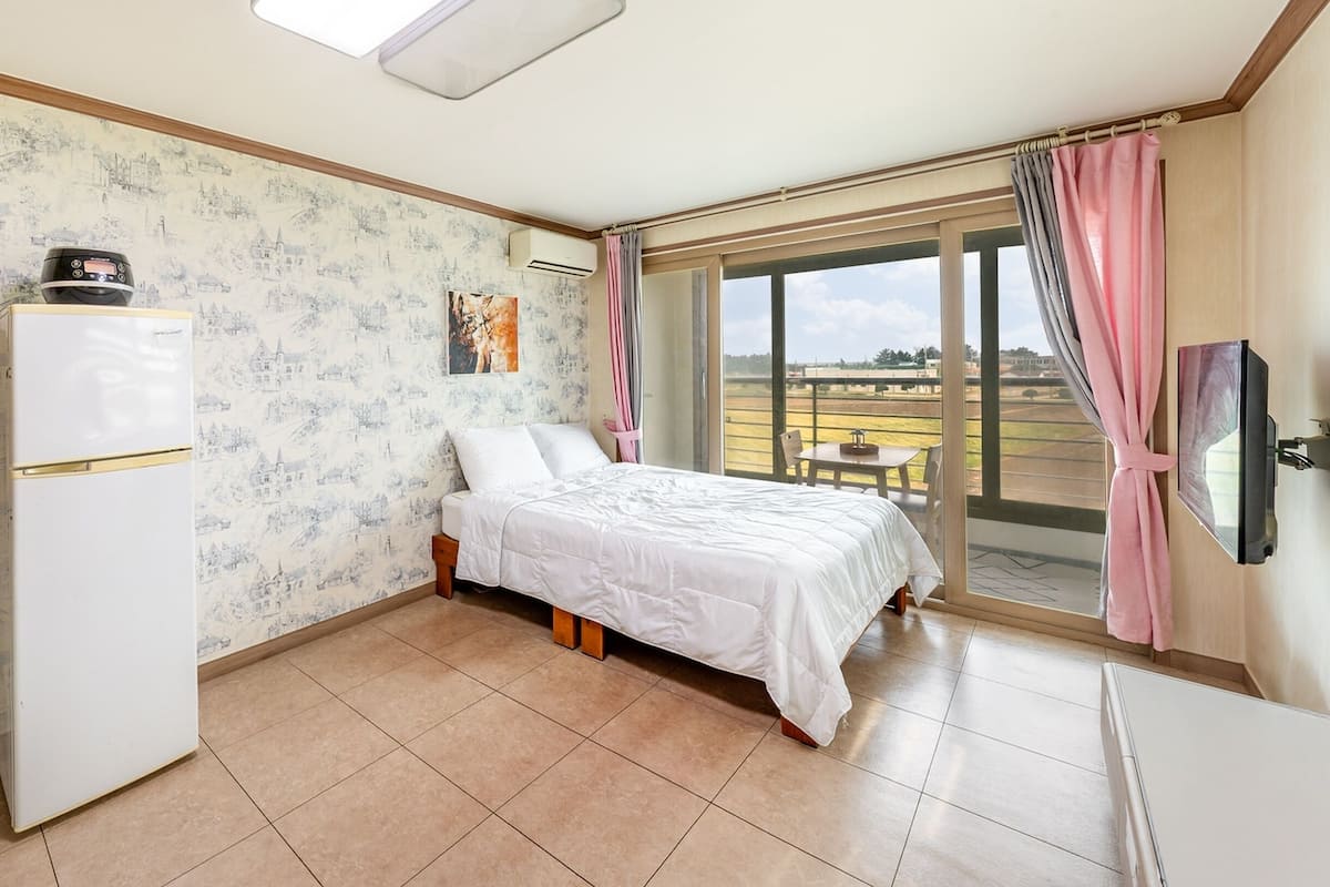 Basic Room, 1 Bedroom (Feb Room 107(BBQ)) | 1 bedroom, free WiFi