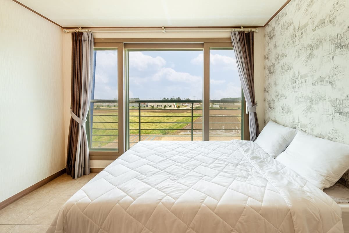 1 bedroom, WiFi (free)