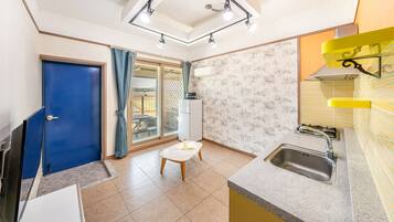 Basic Room, 1 Bedroom (Feb Room 103(pet/BBQ))