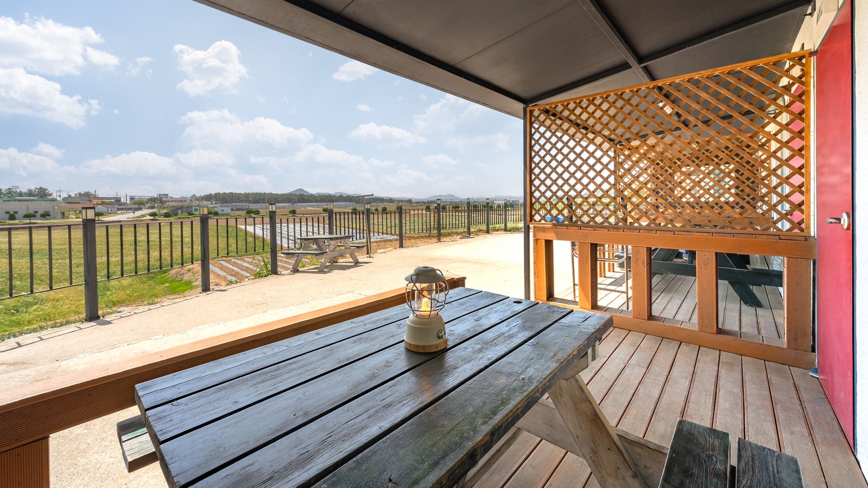 Basic Room, 1 Bedroom (January Unit 1(pet/BBQ)) | 1 bedroom, free WiFi