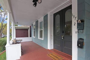 Exterior detail - NY Suite | Downtown walk to Commons | Free Parking (Ithaca)