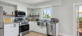 Family-Friendly Retreat near Cornell & Downtown