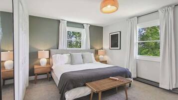 3 bedrooms, iron/ironing board, travel cot, WiFi