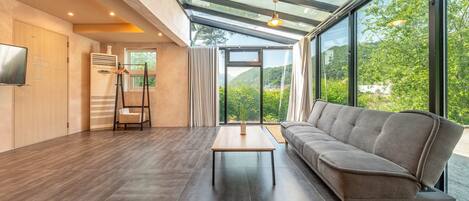 Habitación básica, 2 habitaciones (Private House 303 (BBQ)) | 1 dormitorio y wifi gratis