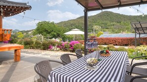 Basic Room, 3 Bedrooms (Elon Private House (Hanok/Jacuzzi))