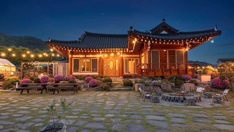 Yeosu Elon Pension