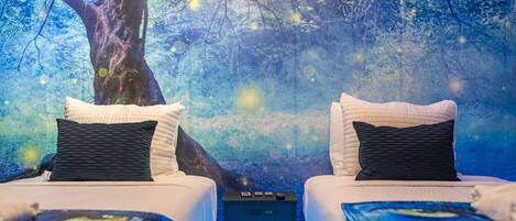 8 室のベッドルーム、デスク、アイロン / アイロン台、WiFi (無料)