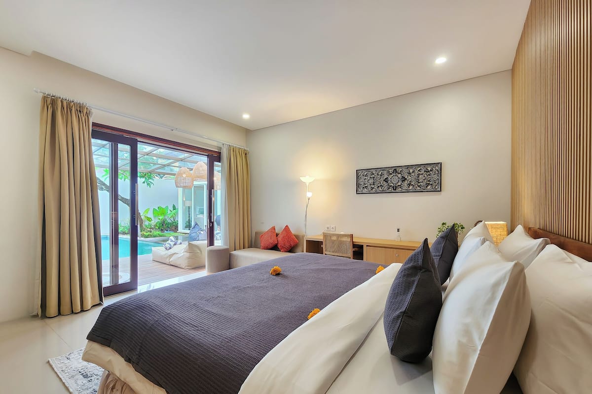 Deluxe-Villa, 3 Schlafzimmer | Zimmersafe, Schreibtisch, laptopgeeigneter Arbeitsplatz