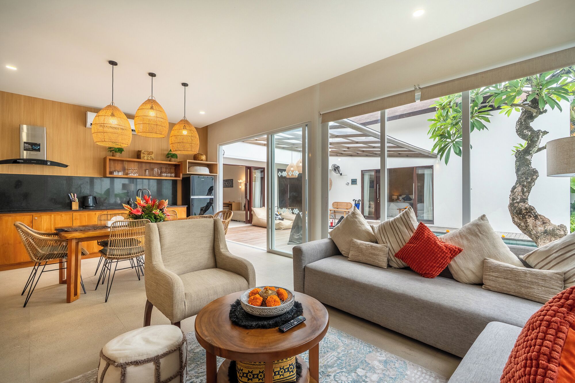 Deluxe Villa, 3 Bedrooms | Private kitchen | Fridge, microwave, oven, dishwasher