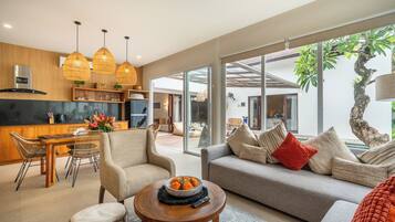 Deluxe Villa, 3 Bedrooms | Private kitchen | Fridge, microwave, oven, dishwasher