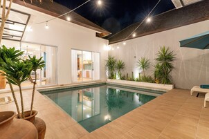 Vila superior, 3 quartos | Piscina particular