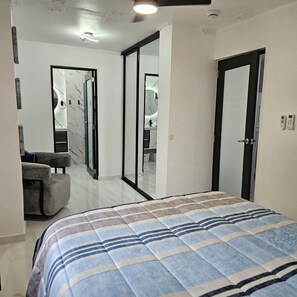 1 bedroom, iron/ironing board, WiFi, bed sheets