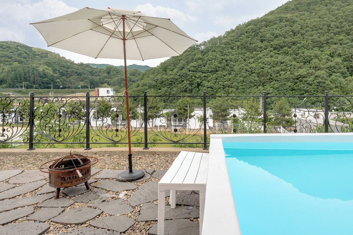 Basic Room, 1 Bedroom (Glamping 01) | 1 bedroom, free WiFi