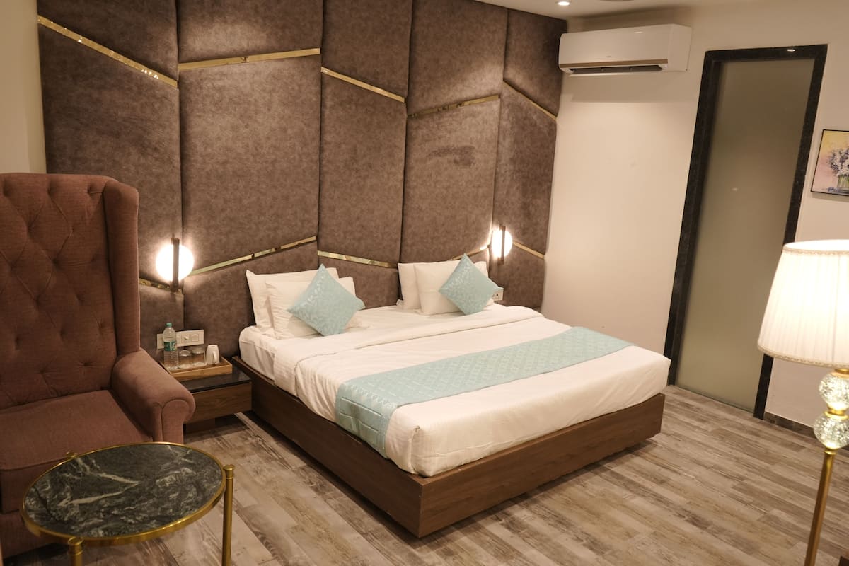 In-room safe