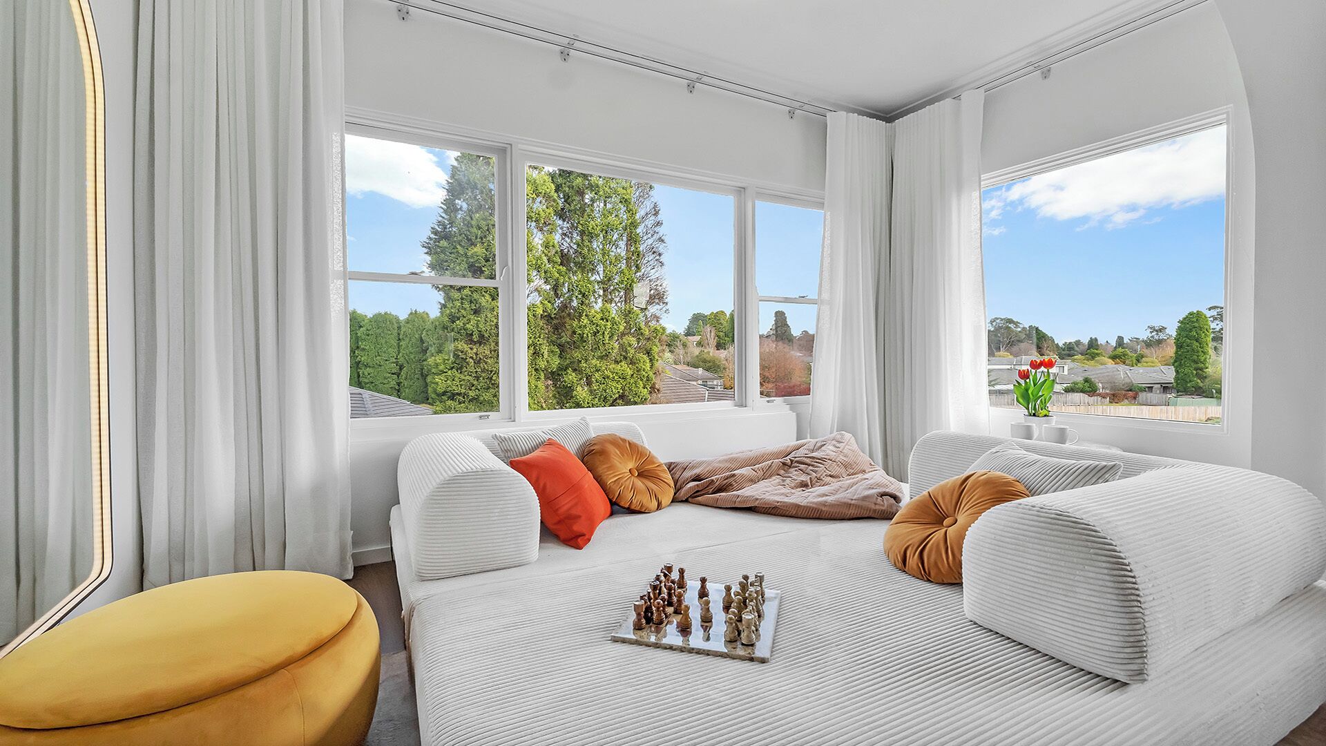 1 غرفة نوم ومكواة/لوح كي وسرير سفر وواي فاي مجانًا