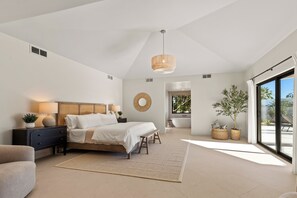 4 chambres, fer et planche à repasser, Wi-Fi gratuit, draps fournis