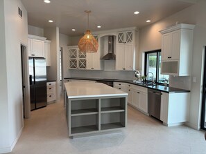 Microwave, oven, stovetop, dishwasher