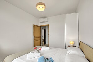 2 bedrooms, WiFi, bed sheets
