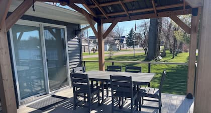 Over 200’ of lakefront all sand on Washington lake with a view of Shawano lake!