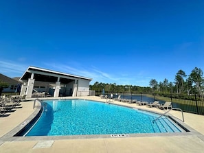 Pool - Sleeps 10 - The Salty Piper - Community pool (Santa Rosa Beach)