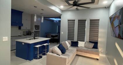 Charming 4-bedroom Home away from Home
