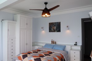 2 quartos, ferros/tábuas de passar roupa, Wi-Fi, roupa de cama
