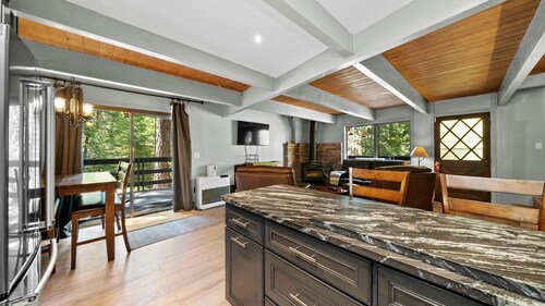 Escape to Tranquility in This Beautiful Forest-Edge Retreat