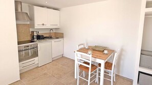 Fridge, microwave, oven, toaster