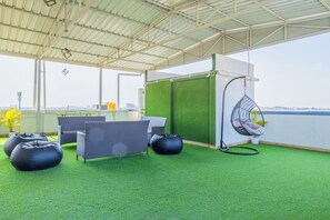 Terrace/patio - Housr Charlie 1 BHK Apartment Bangalore (Bengaluru)