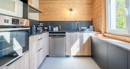 Carris T : Demi-chalet proche du centre