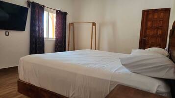 1 Schlafzimmer, WLAN, Bettwäsche