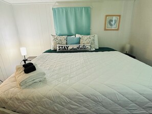 3 bedrooms, iron/ironing board, WiFi