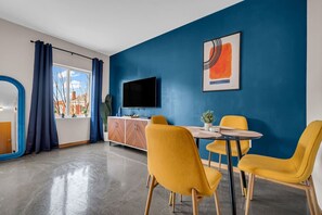 Dining - Midtown Modern 1BR  | Near Wayne State & DIA (Detroit)