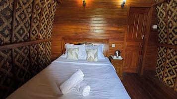 Deluxe Double Room | In-room safe, desk, blackout curtains, free WiFi