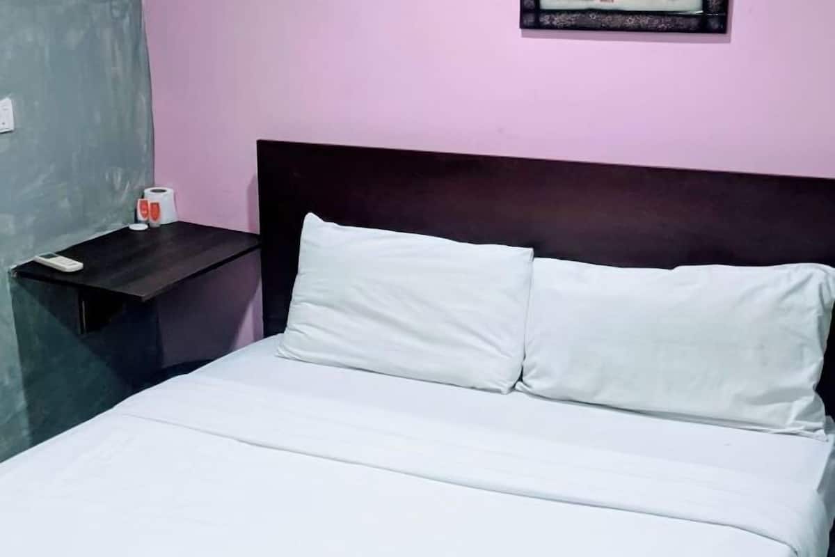 1 Schlafzimmer, Bügeleisen/Bügelbrett, kostenloses WLAN, Bettwäsche