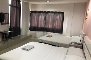 Family Room | Iron/ironing board, free WiFi, bed sheets - Cahaya Midah (Bilikxpert) (Kuala Lumpur)
