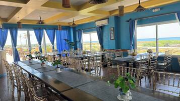 Daily local cuisine breakfast (PHP 350 per person)