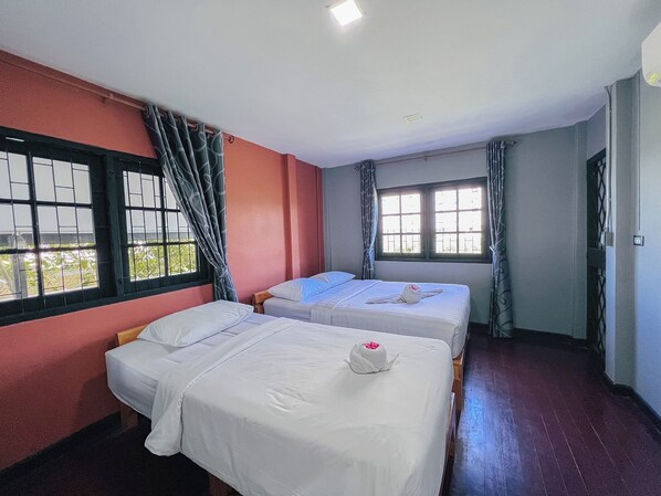 Villa de lujo | Minibar, escritorio, wifi gratis y ropa de cama