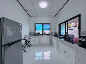 Villa, 3 habitaciones | Minibar, escritorio, wifi gratis y ropa de cama
