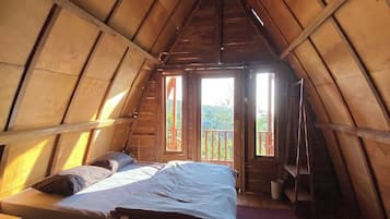 Cabane Standard | Bureau, Wi-Fi gratuit, draps fournis