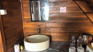 Standard Cabin | Bathroom - Munduk Terrace (Munduk)
