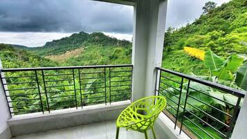 Kahden hengen presidential-huone, vuoristonäköala | Näkymä parvekkeelta
