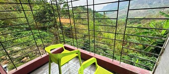 Six View Hill Resort Bandarban 