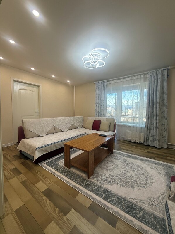 Smart-TV, Bücher, Musikbibliothek