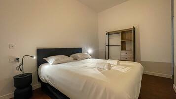 Accès Internet, draps fournis