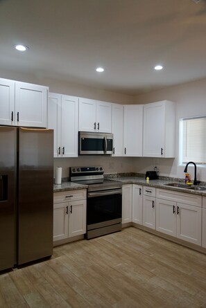 Mikrowelle, Ofen, Herdplatte