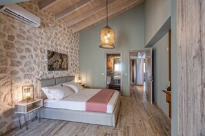 4 quartos, ferros/tábuas de passar roupa, Wi-Fi, roupa de cama