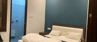 Hotel Usha Continental