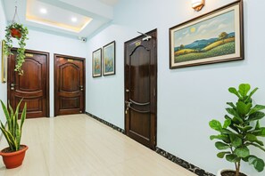 Lobby - Fabhotel Rb Palace (Varanasi)