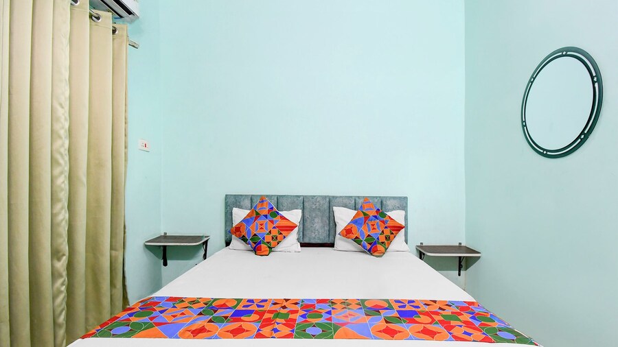 Fabhotel Rb Palace